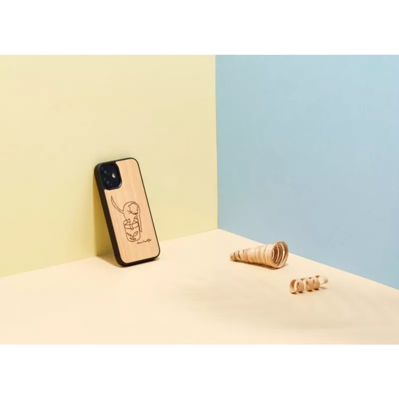 man and wood telefonikott iPhone 12 mini jaoks — trükitud kass punase kalaga