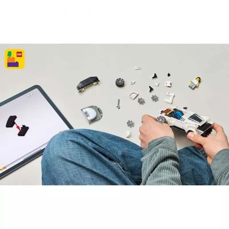 LEGO ehituskomplekt Bugatti Centodieci Speed Champions 77240 — 291 osa, 1 minifiguur, vanus 9+