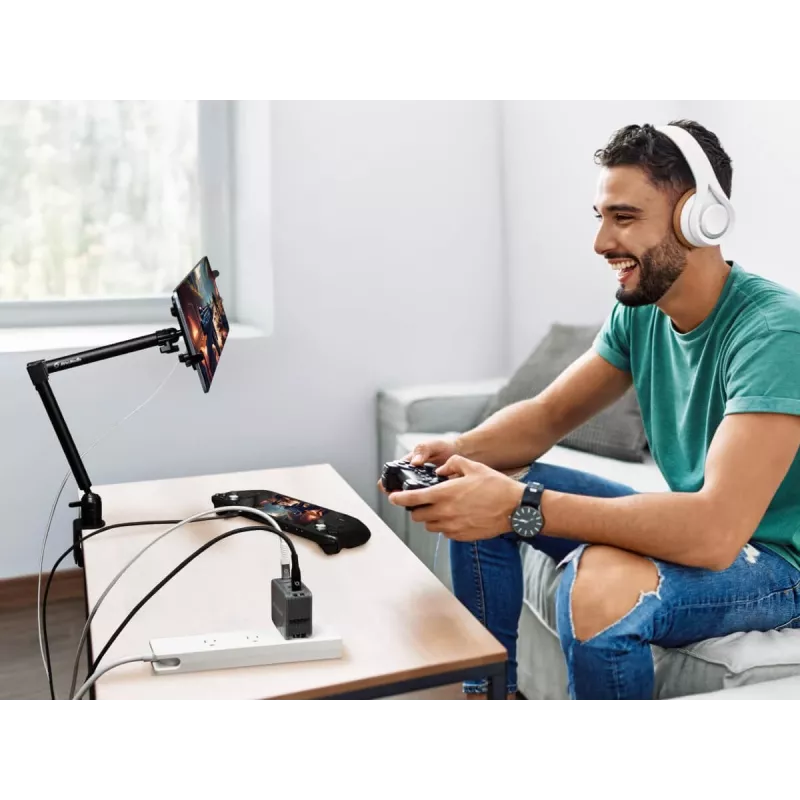 AVerMedia GC313Pro universaalne must vahelduvvoolu kiirlaadimine siseruumides