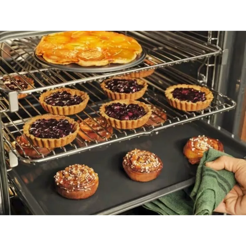 Sisseehitatav elektripliit Electrolux LOE8H39Z — 72 L, pürolüütiline, konvektsioon, grill, TFT-ekraan, A+