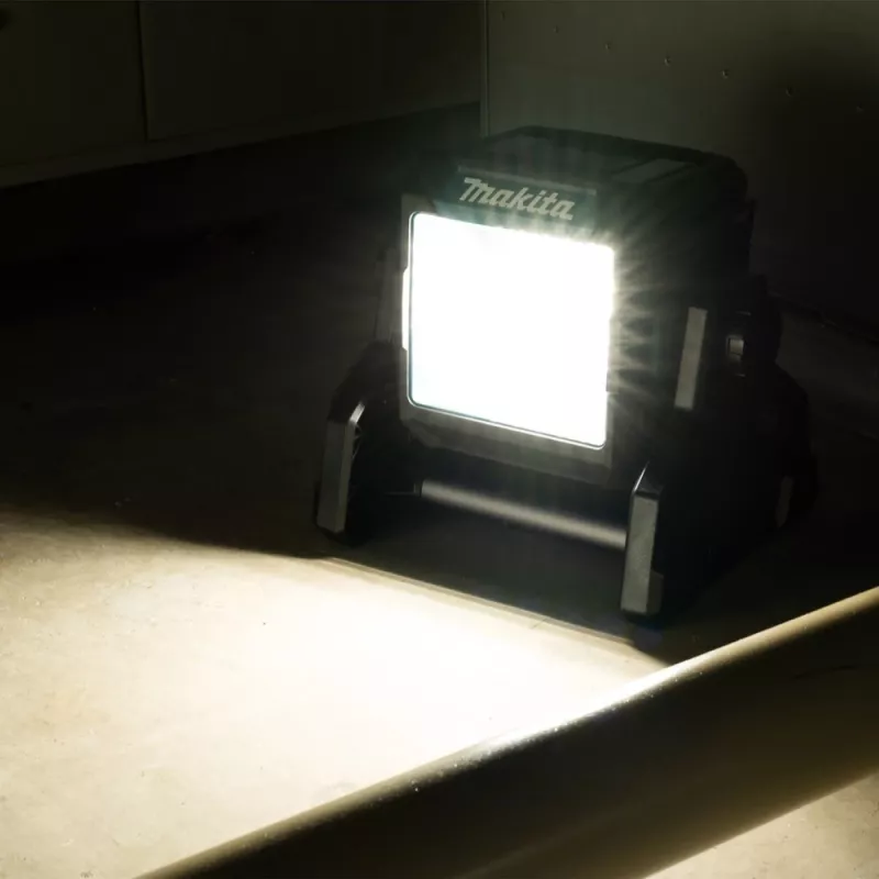 Makita ML003G juhtmeta LED ehitustöövalgusti