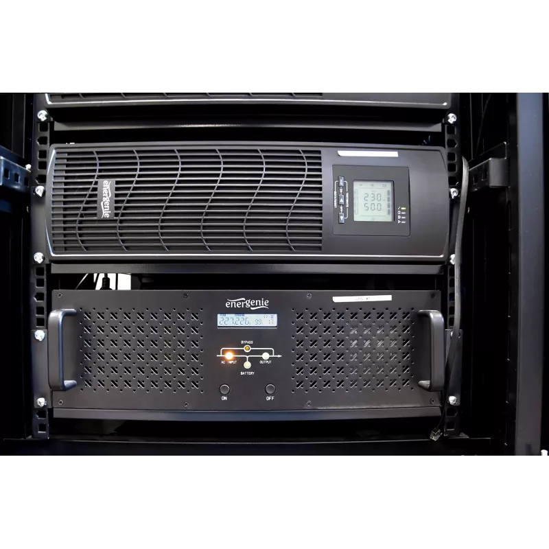 Gembird - Racki UPS 19'' 3.4U 1500VA, 4x IEC 230V väljund, IEC14 sisend, RJ11, USB, LCD Line-Interactive 1.5 kVA 900 W 4 pistikupesa