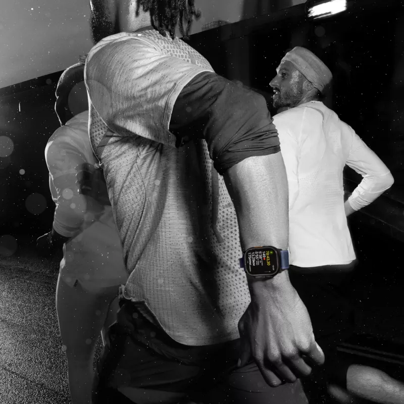 Apple Watch Ultra 2 - 49 mm - Must titaan