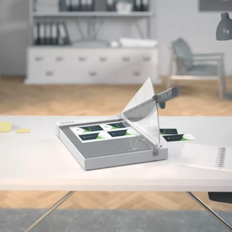 Leitz Precision Home Office paberilõikur A4, 10 lehte, käsitsiklambriga, roostevaba teras, A4, 80 g/m², antratsiit