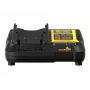 Laadija DeWalt DCB1104-QW 10,8 V ja 14,4 V liitium-ioon akudele, kompaktne disain