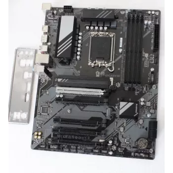 Emaplaat GIGABYTE B760 DS3H GEN5SO — taastatud, ilma originaalpakendita, tagapaneel kaasas