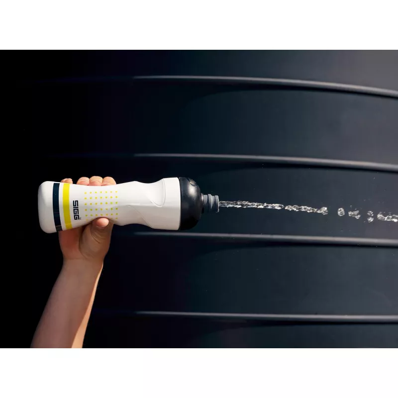 Joogipudel Sigg 6005.80 — plastikust spordipudel 750 ml, valge, 236 mm kõrgus