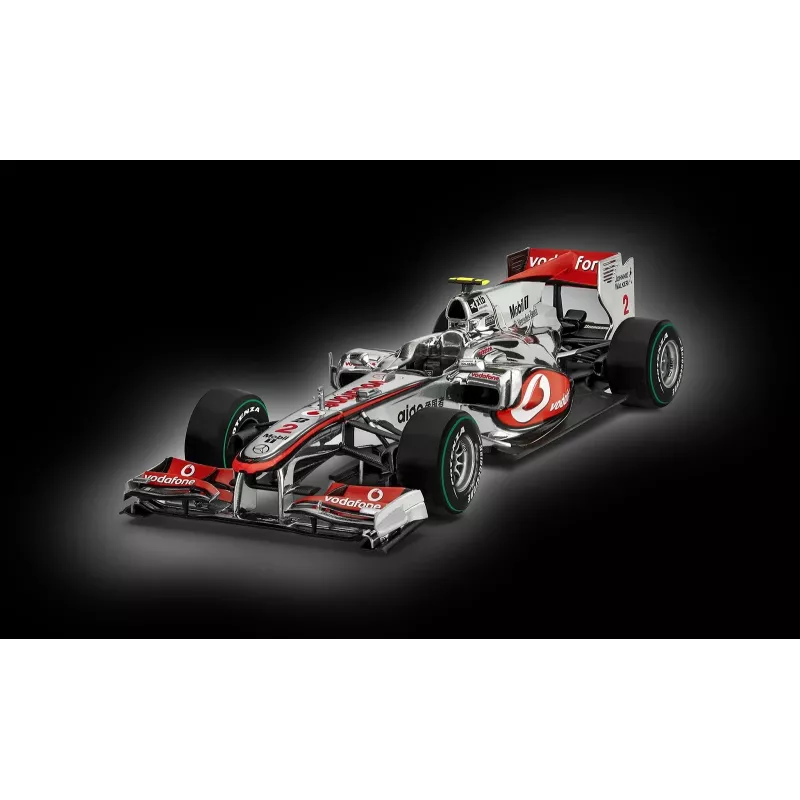 REVELL plastikmudel McLaren Mercedes MP4-25 Lewis Hamilton — 1:24 mõõtkavas komplekt
