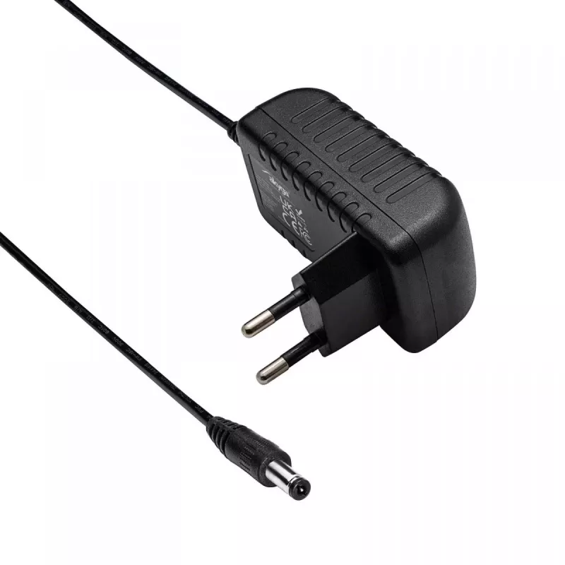 Akyga AK-TB-09 universaalne toiteadapter, 12 V, 0,5 A, 6 W, 5,5 x 2,1 mm, 1,4 m