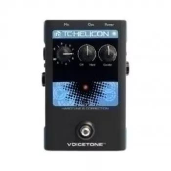 Vokaalprotsessor TC‑Helicon VoiceTone C1 koos reverb- ja harmooniaefektidega