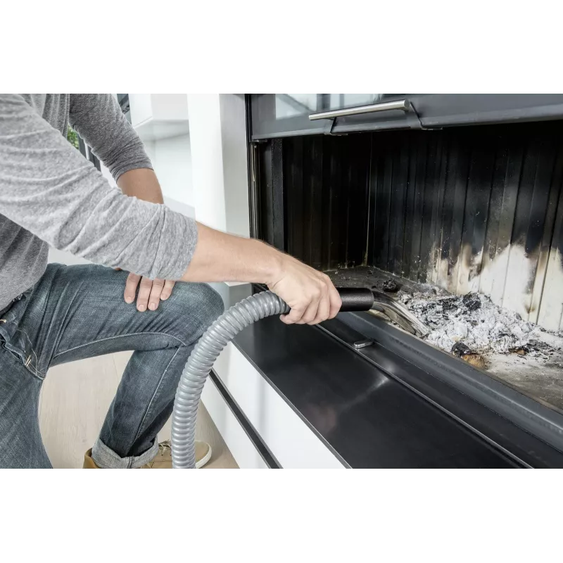 Kuivtolmuimeja Karcher AD 4 Premium — 17 L, 600 W, kotita, metallvoolik, kroomtoru