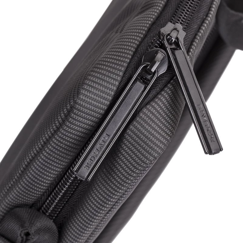 Messenger-kott Rivacase 8730 39,6 cm (15,6 tolli) Must