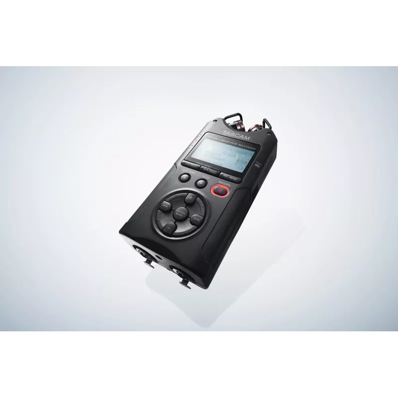 Tascam DR-40X - kaasaskantav digitaalsalvesti USB-liidesega, 2 x stereosalvestus