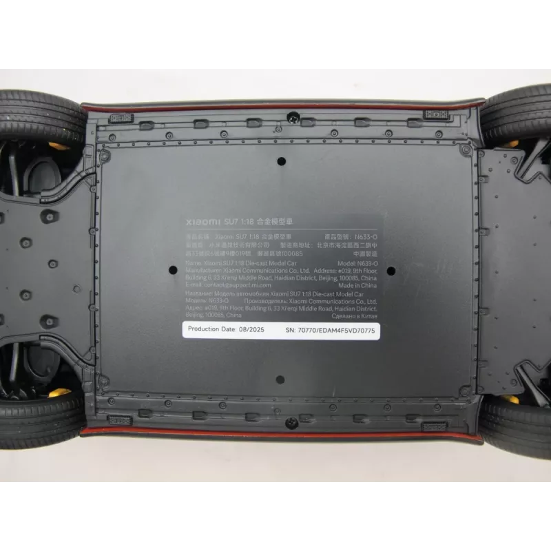 Survevalu mudelauto Xiaomi SU7 mõõtkavas 1:18, kokkupandud, L278×S108×K81,5 mm