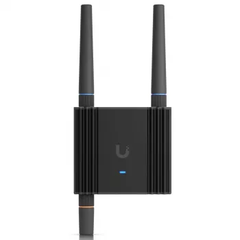 Mobiilsidevõrgu ruuter Ubiquiti UMR-Ultra — 4G LTE, NanoSIM, 2,4 GHz Wi‑Fi (802.11g), 2x RJ‑45, 3 välist SMA antenni, 5–30 V DC