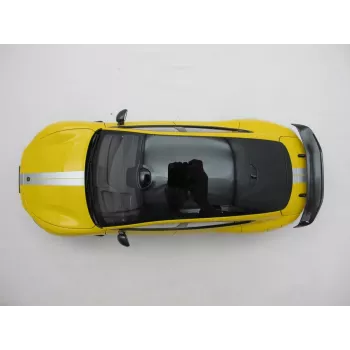 Klassikalise auto mudel Xiaomi BHR08KQGL kokkupandud 1:18 mõõtkavas — 284×110×82,5 mm