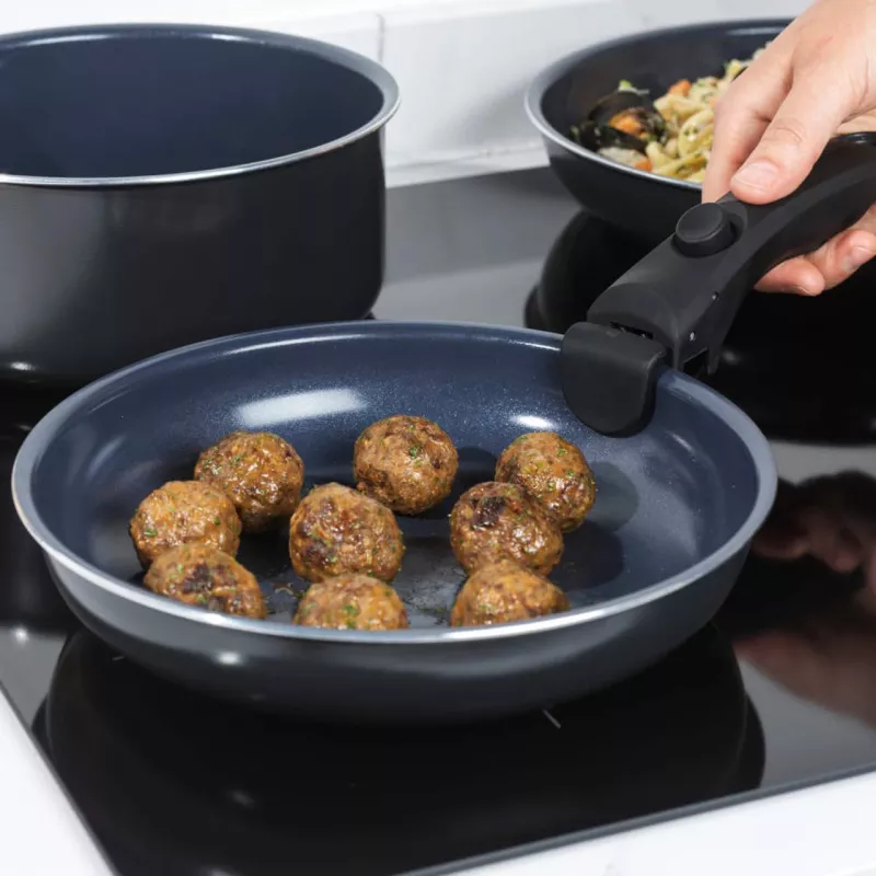 Pannikomplekt Russell Hobbs RH03319EU7, 5-osalised mittenakkuvad pannid, nõudepesumasinakindel