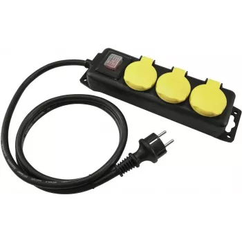 Pistikupesadega pikendusjuhe EUROLITE 30240117 — 3 pesaga, IP44-kaitsega, 3 m kaabel