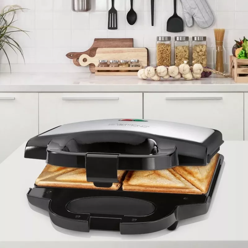 Clatronic ST 3778 võileivagrill 750 W Must, roostevaba teras
