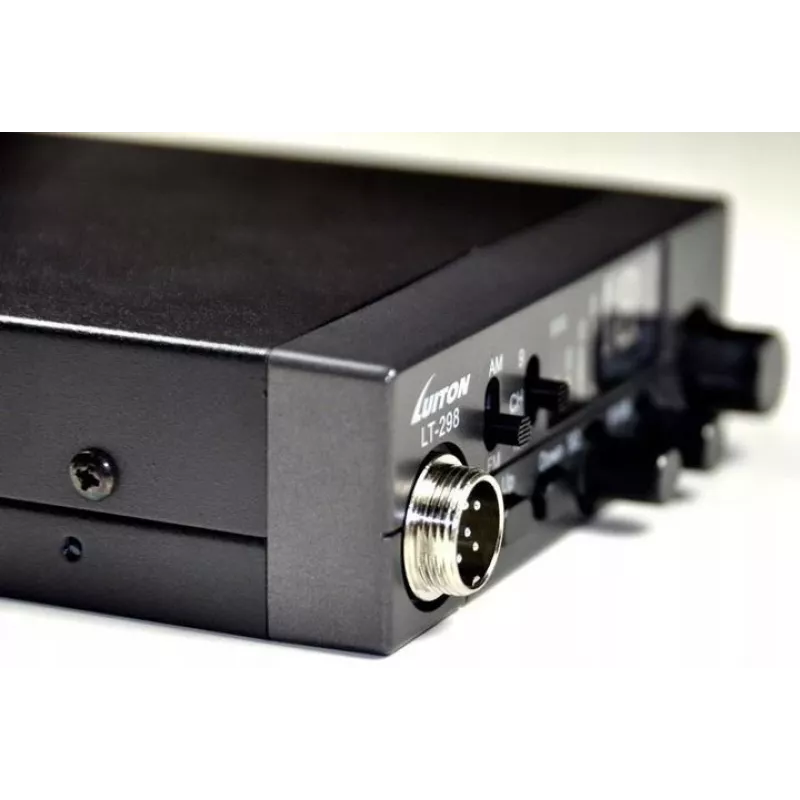 Luiton LT-298 ASQ AM/FM CB-raadio sigaretisüütaja pistik must