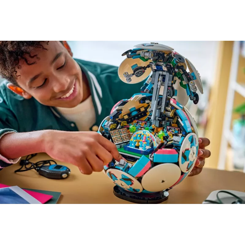 LEGO EDITIONS 43019 Jalgpallipall