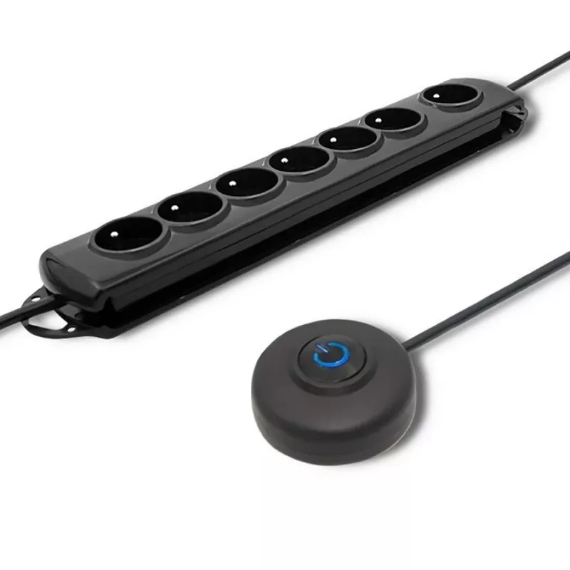 Liigpingekaitse Qoltec 50171 Must 7 vahelduvvoolupistikut 230V 1.5m