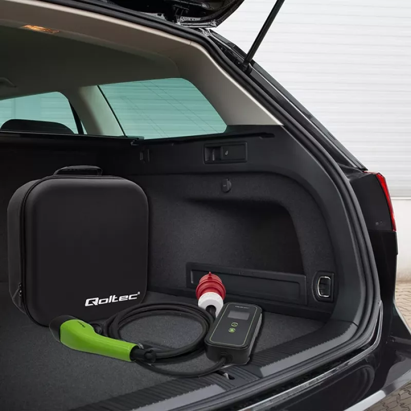 Qoltec mobiilne elektriauto laadija reguleeritav 2in1 Type2 | 11kW | CEE 5-pin | LCD | 3 faasi | kaasaskantav | seinakarp | 5m
