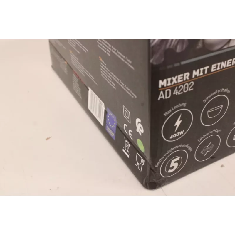 MÜÜK LÕPPENUD. | Adler | Segisti | AD 4202 | Segisti kausiga | 300 W | Kiiruste arv 5 | Turborežiim | Valge | KAHJUSTATUD PAKEND