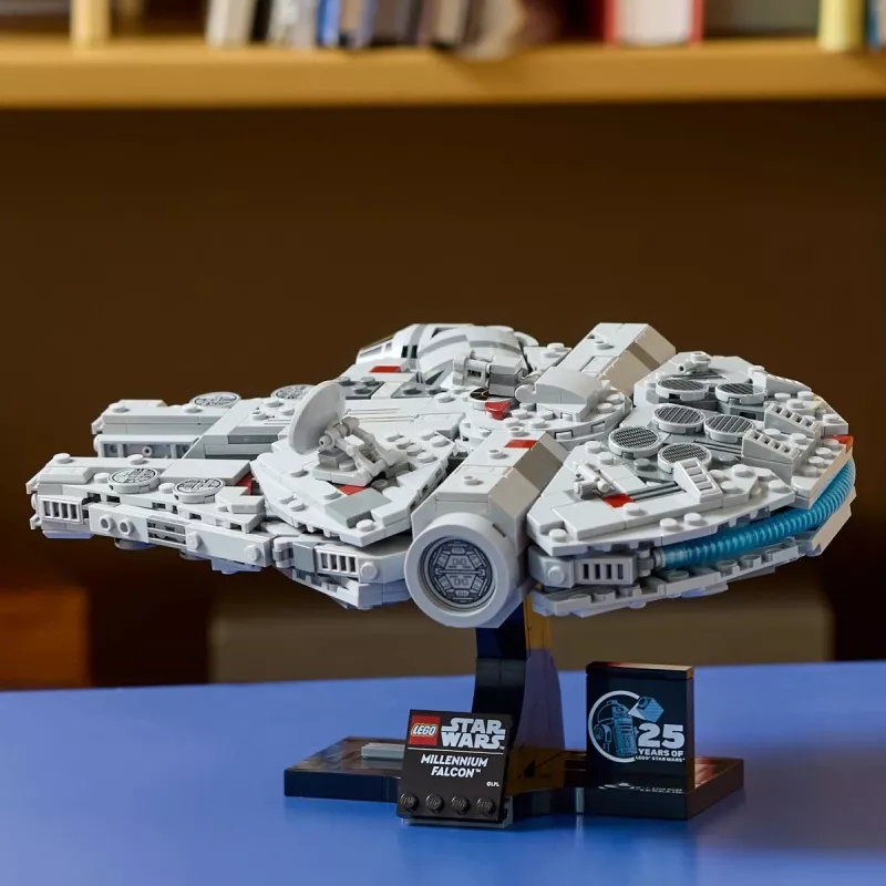 LEGO Star Wars Millennium Falcon 75375 mudelikomplekt — 1351 tk, 18+, 190×240×130 mm