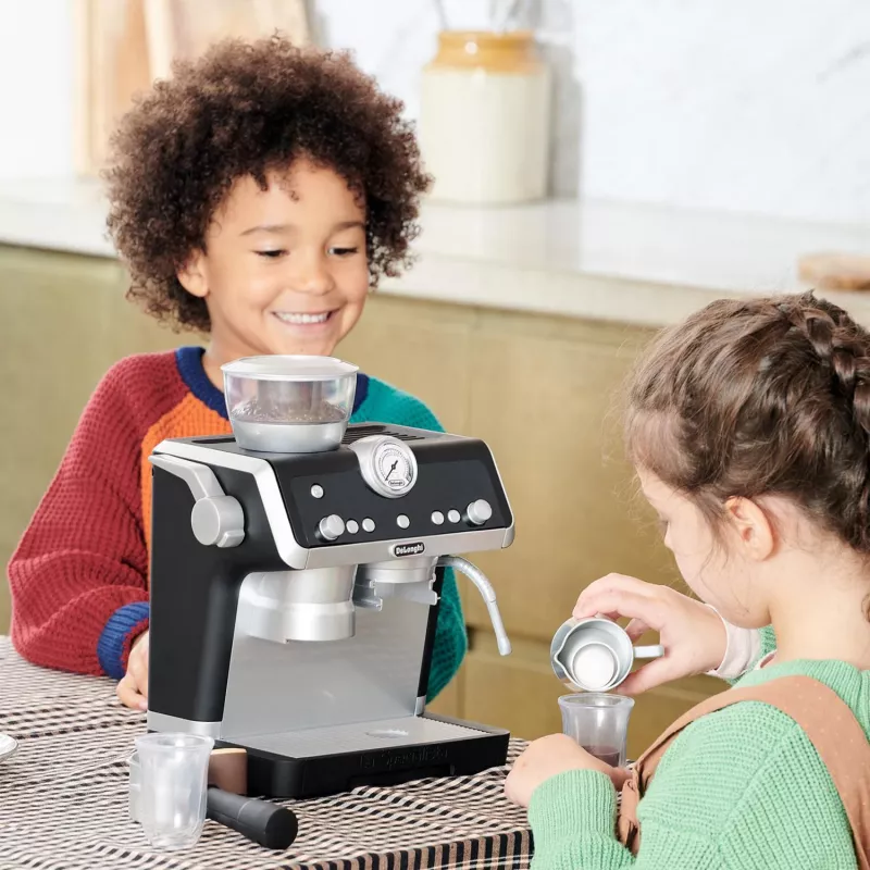 DeLonghi Barista kohvimasin, laste mänguasi