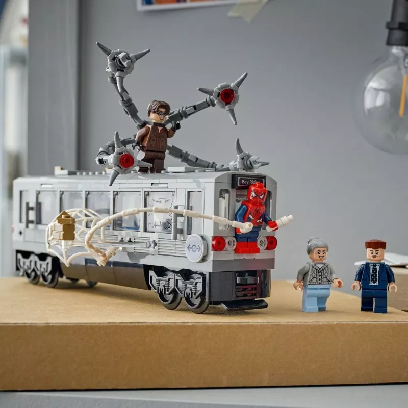 Konstruktsioonimänguasi LEGO Marvel Super Heroes 76321 Ämblikmees Doc Ock Metrootrassi Showdown mängukomplekt, 393 osa, 4 minifiguuri, vanus 9+