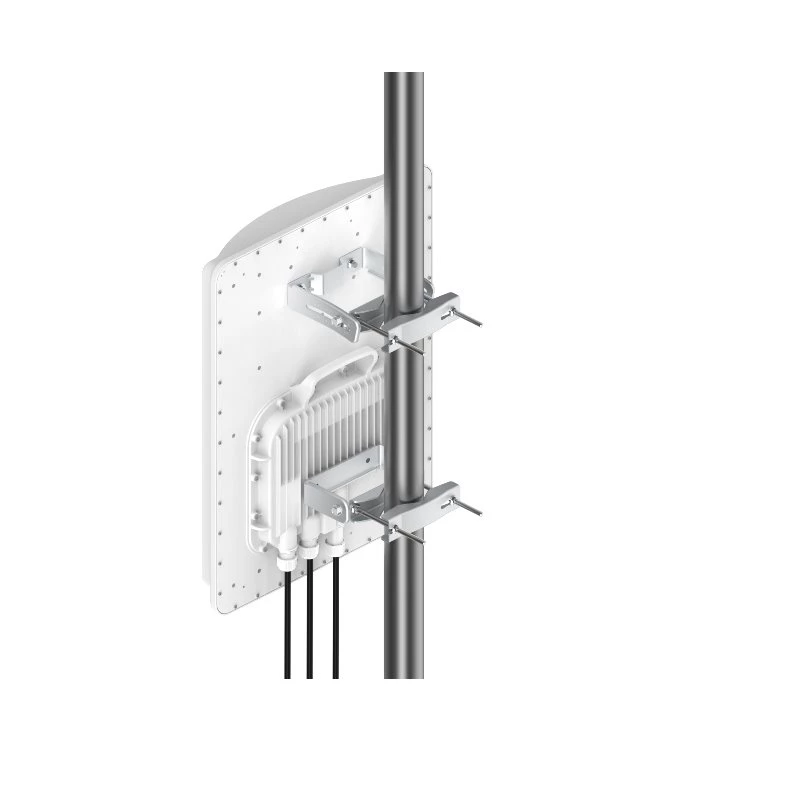 Cambium Networks ePMP 4500 5 GHz 8x8 Integreeritud pääsupunkti raadio (EL)
