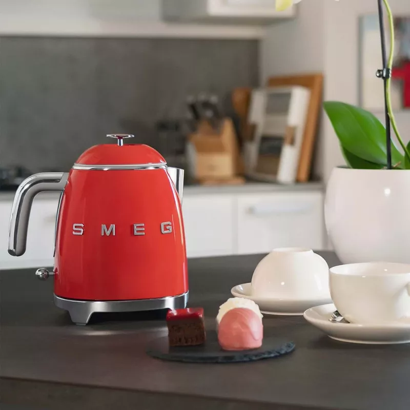 Smeg 50's Style veekeetja KLF05RDEU punane