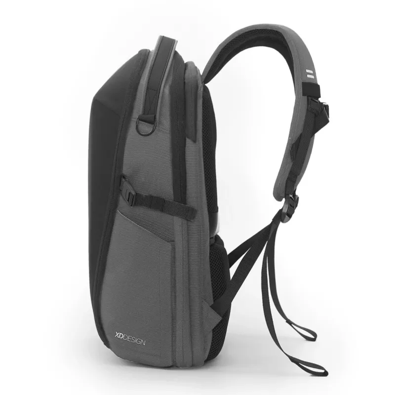 Seljakott XDDESIGN Bizz hall P705.932 — veekindel, kerge linna seljakott