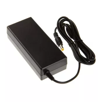 Toiteadapter Akasa 65W NUC ja mini-ITX