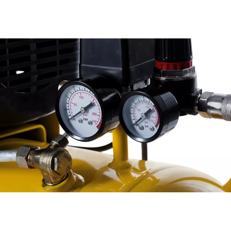 Stanley õlikompressor 24 l 1500 W FCCC404STN005 24 l 8 bar 6-osaline komplekt
