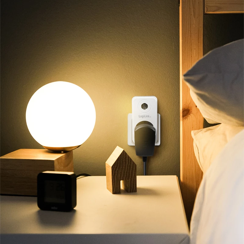 LogiLink PA0263 liigpingekaitse valge 1 vahelduvvoolupistikupesa 230 V