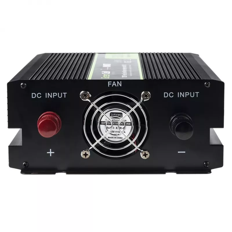 Toiteinverter roheline Cell INV07, alalisvool 12 V vahelduvvoolule 230 V, 300 W, 50 Hz, C-tüüpi pistik, must