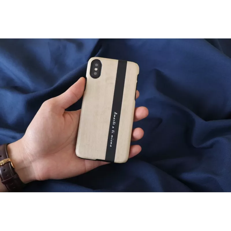 Nutitelefoni ümbris man and wood iPhone X/XS jaoks — must nahk