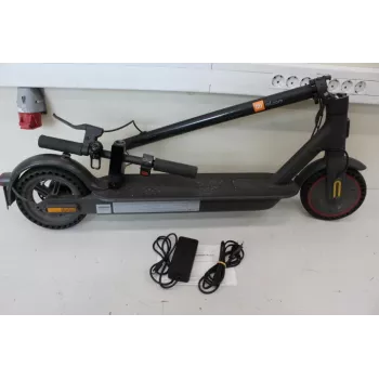SALE OUT. Xiaomi Mi Electric Scooter Pro 2 (Must) | SALE OUT. Xiaomi Mi Electric Scooter Pro 2 | 600 W | 25 km/h | 3 kuu(d) | Must | KASUTATUD, KRIIMUSTATUD, MÄÄRDUNUD, VÄIKE PRAGU TAGA