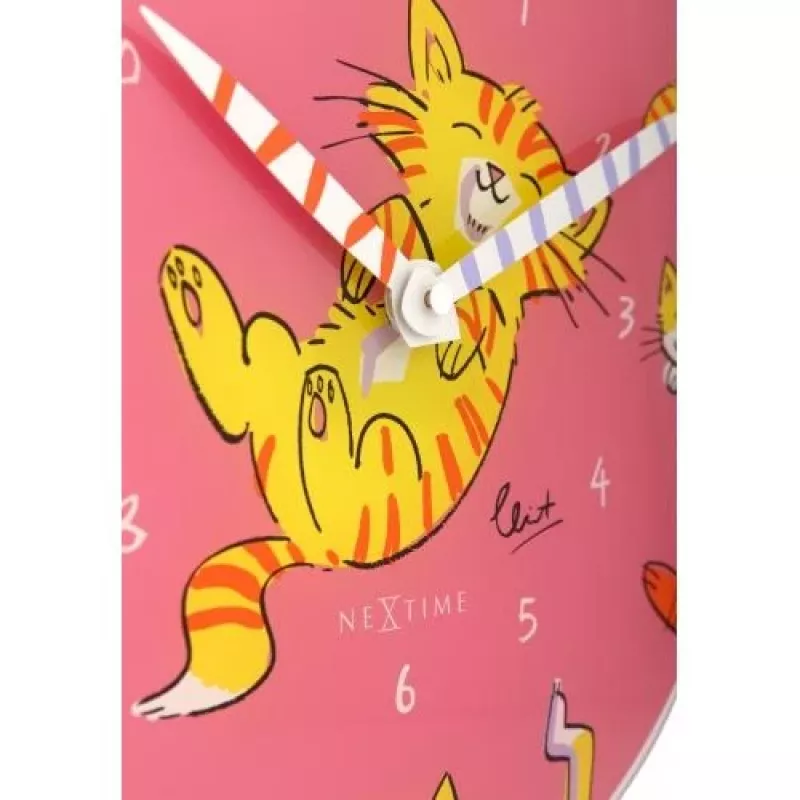 NeXtime klok 8810 Tickle My Tummy, Ø30 cm, Seinale, Roosa/ Mitmevärviline