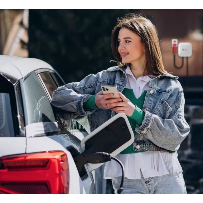 Defenzo Wallbox Home AC11 nutikas elektriauto laadija