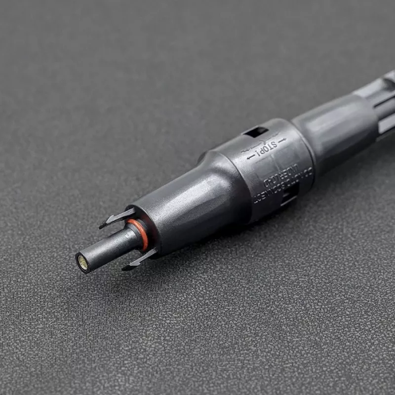 Päikesepistik QOLTEC MC4 1500V 30A – välistingimustes kasutatav fotogalvaaniline kaablipistik