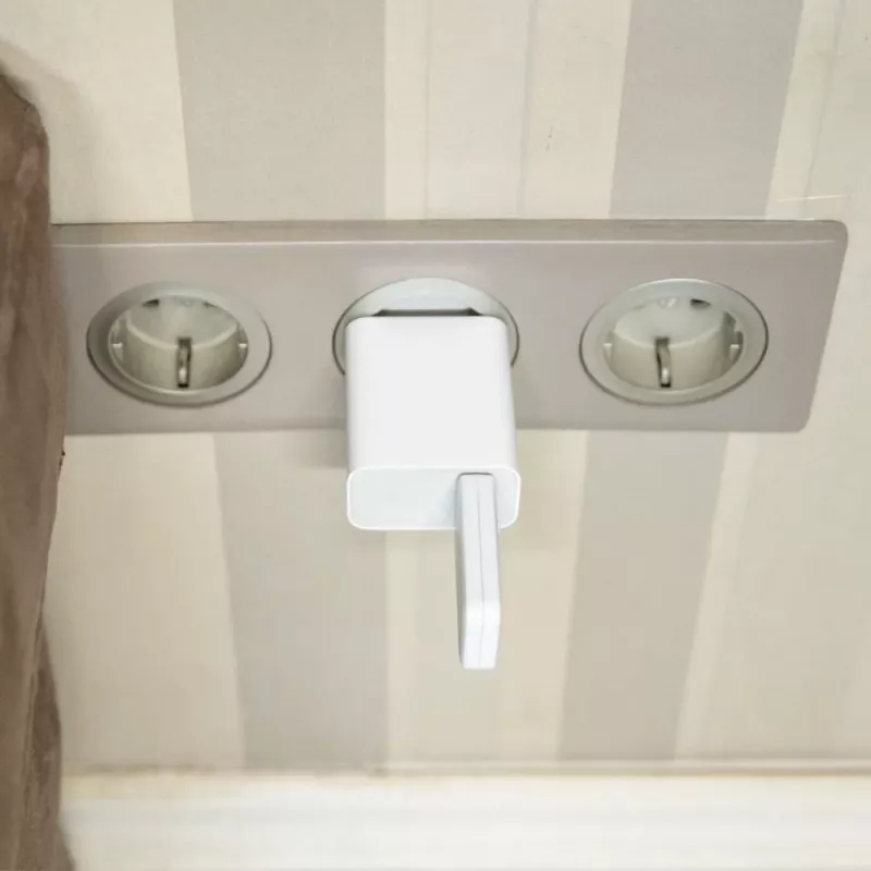 Shelly BLU TRV sisetermostaat valge pöördnupuga -20 kuni 60°C