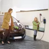 Qoltec mobiilne elektriauto laadija reguleeritav 2in1 Type2 | 7kW | 230V | CEE 3-pistik | Wi-Fi | LCD | kaasaskantav | seinakarp | 5m