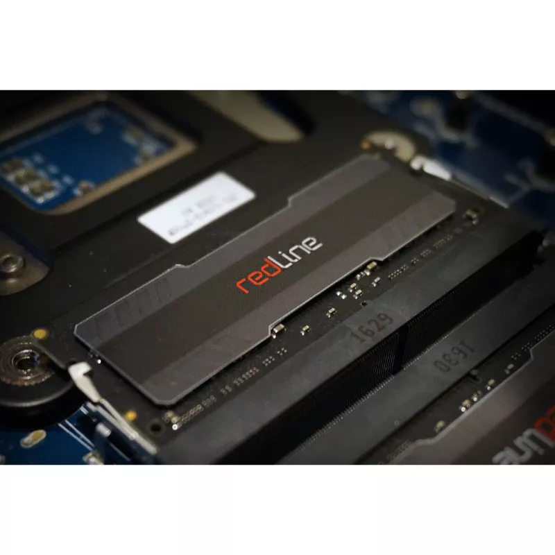 SO-DIMM 16 GB DDR4-3200 (2x 8 GB) Dual-Kit, mälu must, MRA4S320NNNF8GX2, Redline, INTEL XMP