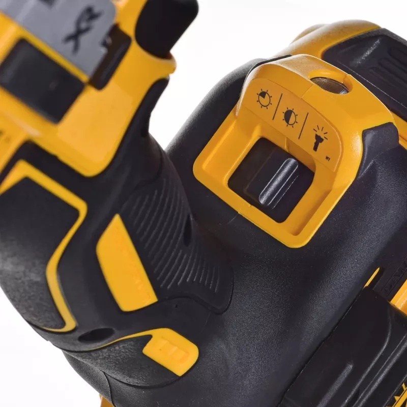 Juhtmeta puur DeWalt DCD791D2-QW, 18V Li-Ion, 2×2Ah akud, padrunita 13 mm padrun, 70 Nm, 1,5 kg