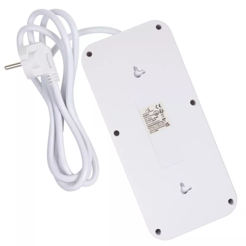Pistikupesadega pikendusjuhe MACLEAN MCE389 W — 6 pistikupesa, 4×USB-A, 1×USB-C, 2500 W, 110–240 V, 1,5 m kaabel, valge