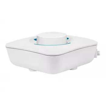 Pikendusjuhe LogiLink LPS271 1,5 m 6 vahelduvvoolupistikut Siseruumides Valge