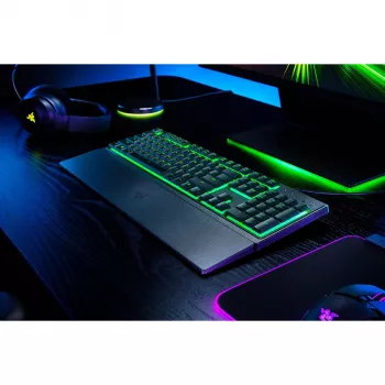 Mänguriklaviatuur Razer Ornata V3 X Full-size USB, membraanlülitid, RGB LED taustvalgustus, randmetugi, 1000 Hz küsitlussagedus, must